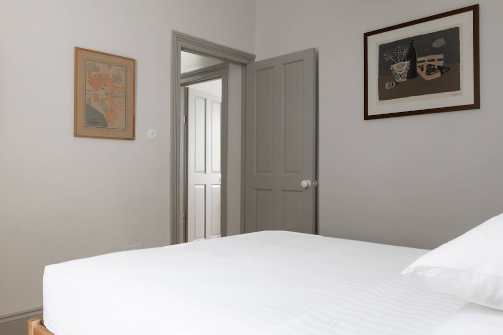 Baxendale Street by Onefinestay