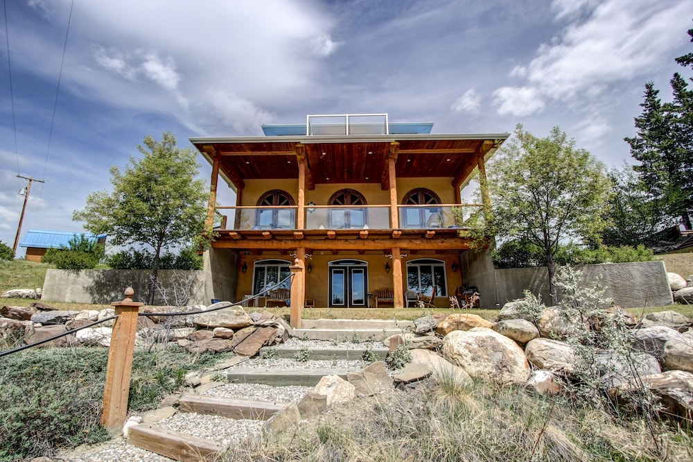 Unique Cottage - Image 1
