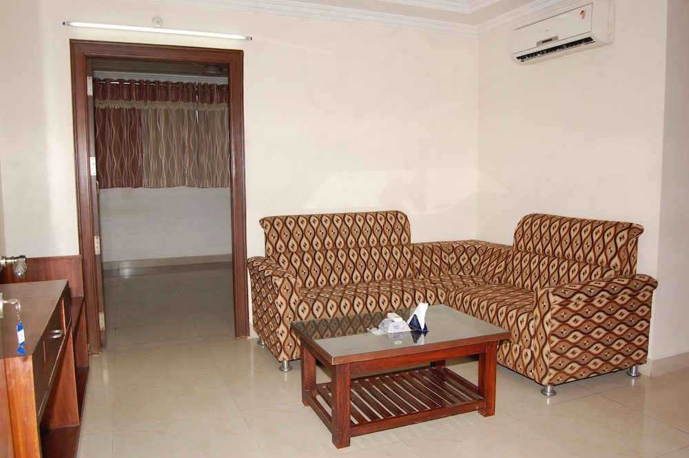 Hotel Chitturi Heritage