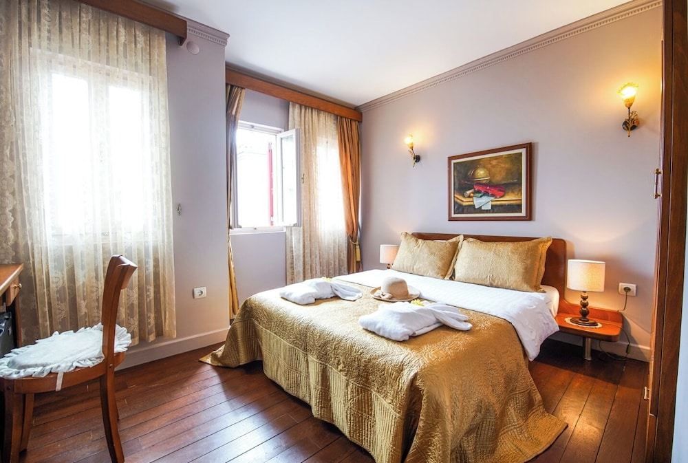 Bozcaada Biz Otel