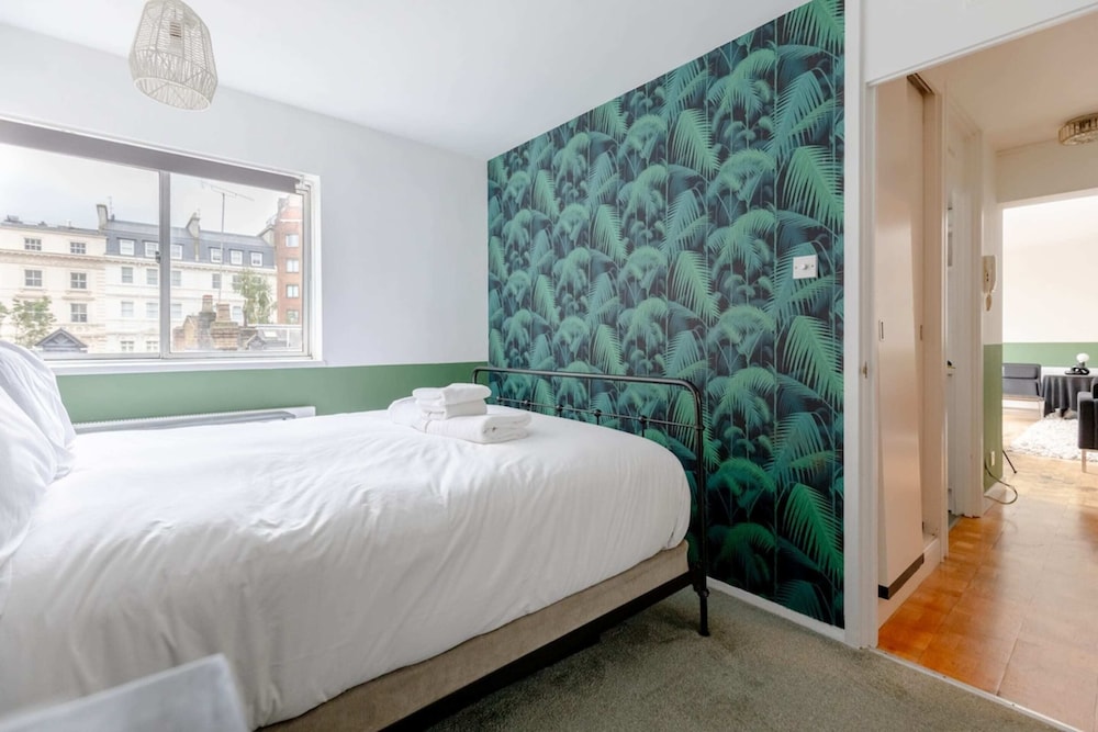 Cosy 1bedroom Flat - 2 Min Walk to Kensington Gardens!