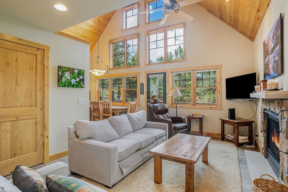 Cozy Solitude Cabins - Estes Park CO