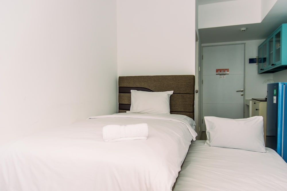 Cozy And Warm Studio At Urbantown Serpong Apartment view 4