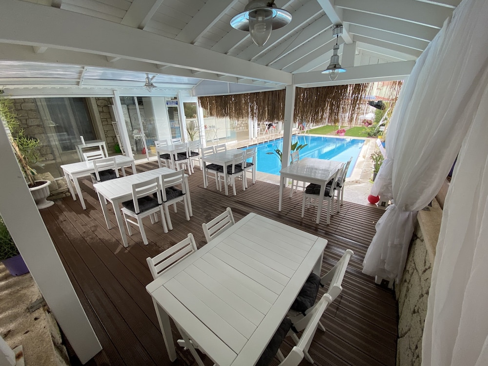Alacati Eldoris Otel - Image 33