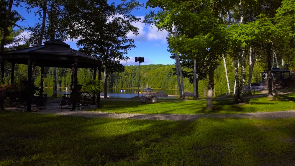 Footprints Resort