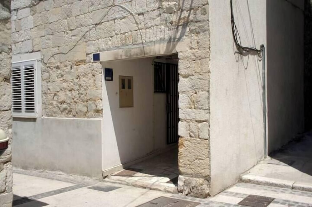 Rooms Radunica street view 5