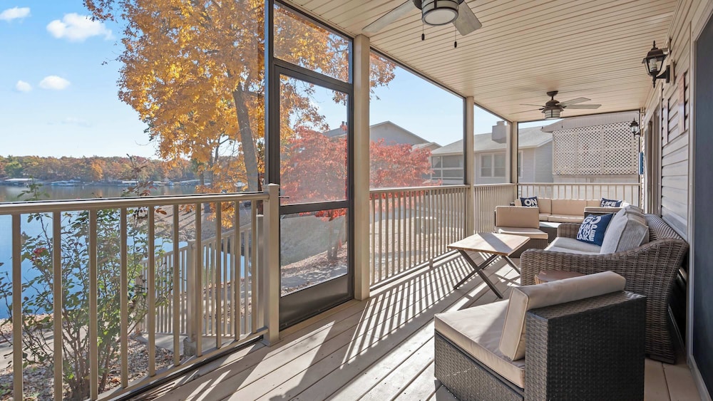 Lakeside Haven - Condo for 8