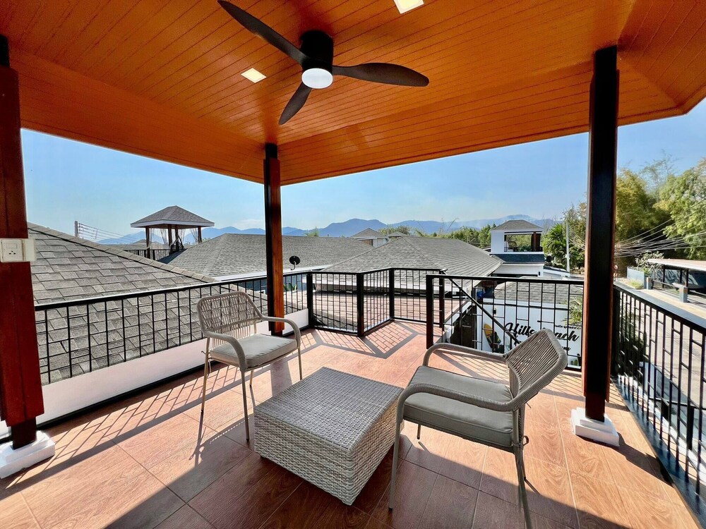 Orange Private Pool Villa, Near Cham Am Beach