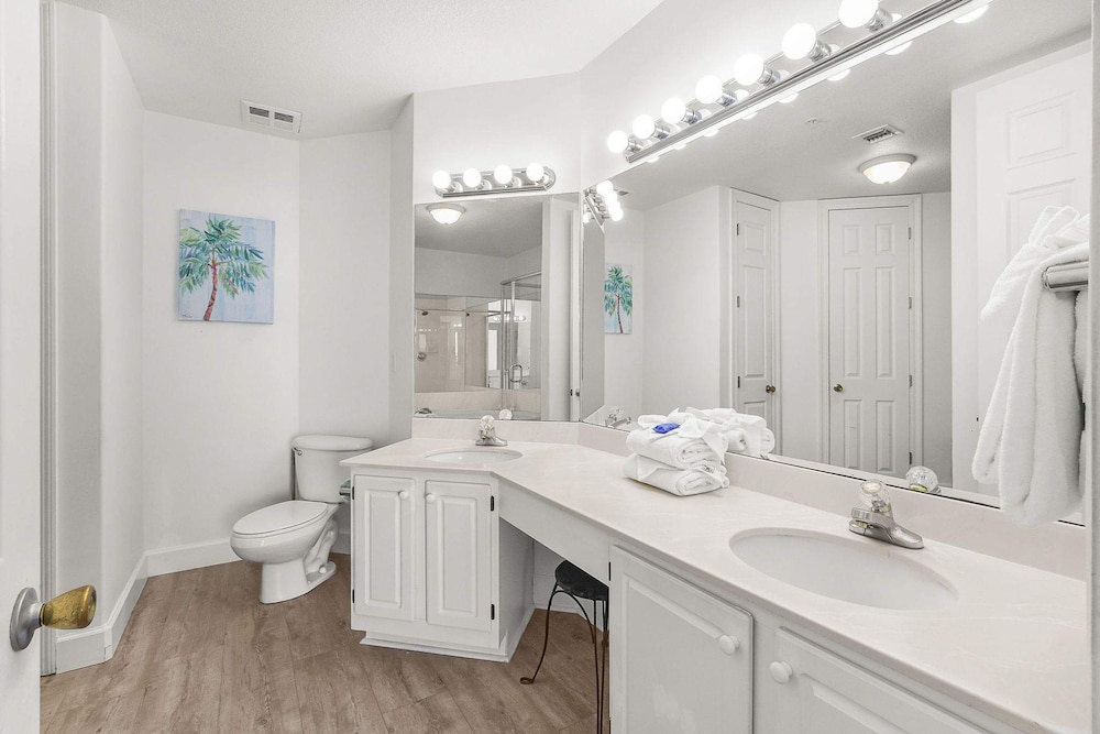 Grand Pointe 512 Gulf-front Stunning Views Top-notch Amenities