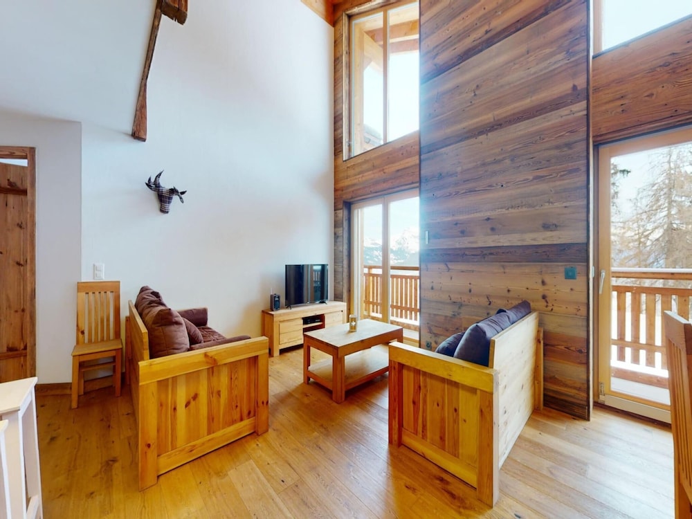 Apartment in Ski In Ski Out Location