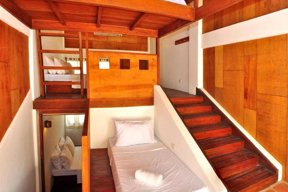 Boracay Coco Huts