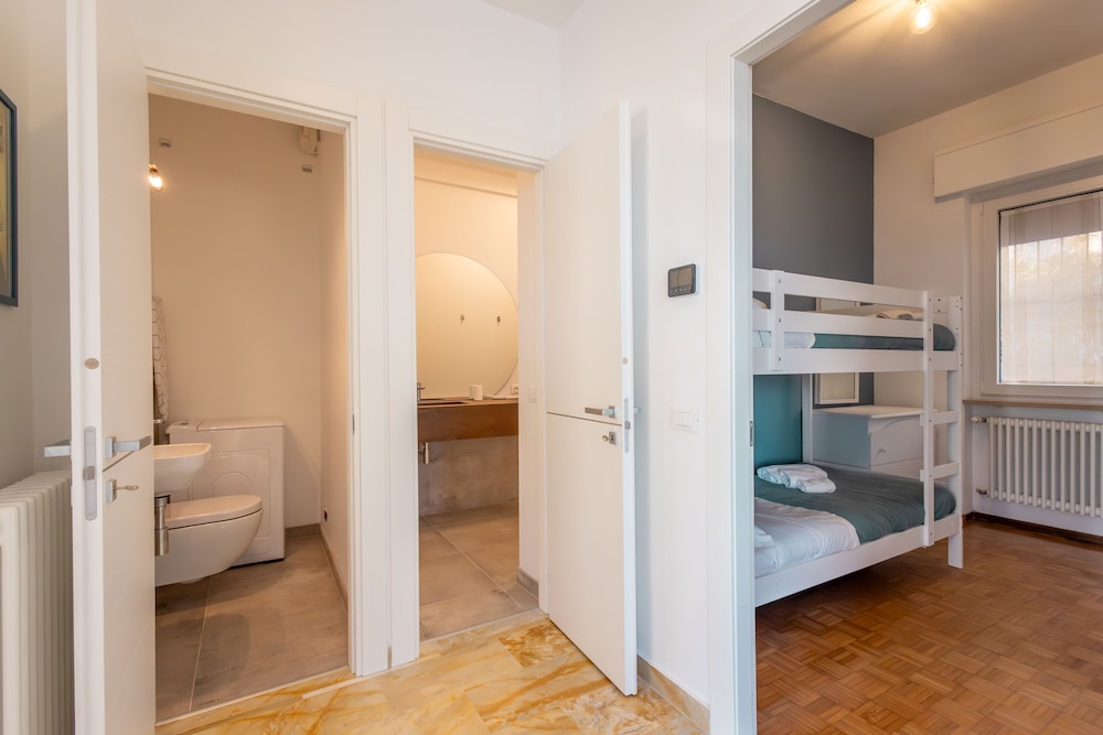 Sky & Sea Apartment by Wonderful Italy