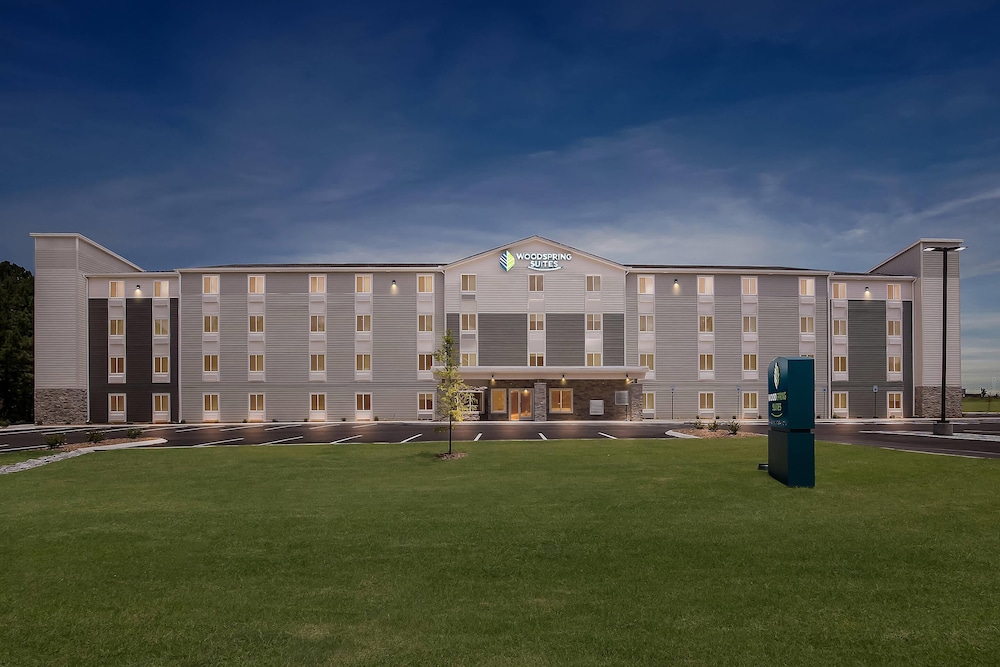 WoodSpring Suites Jackson Hub City