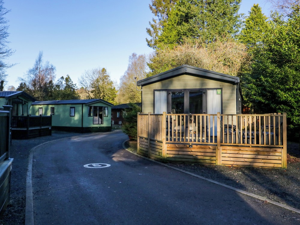Lily Rose Lodge