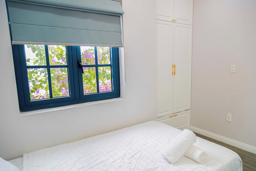 Luxury 4 br Emerald Villa-Novaworld PT
