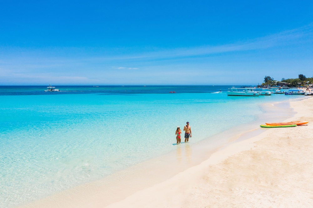 Mayan Princess Beach & Dive Resort - All Inclusive