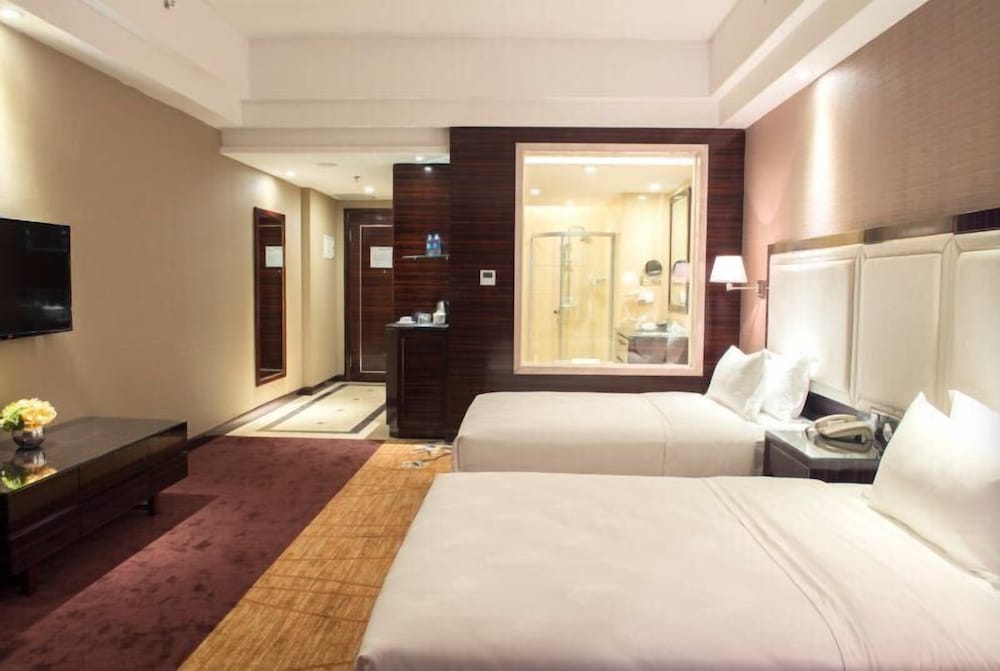 Country Garden Phoenix Hotel Yunfu