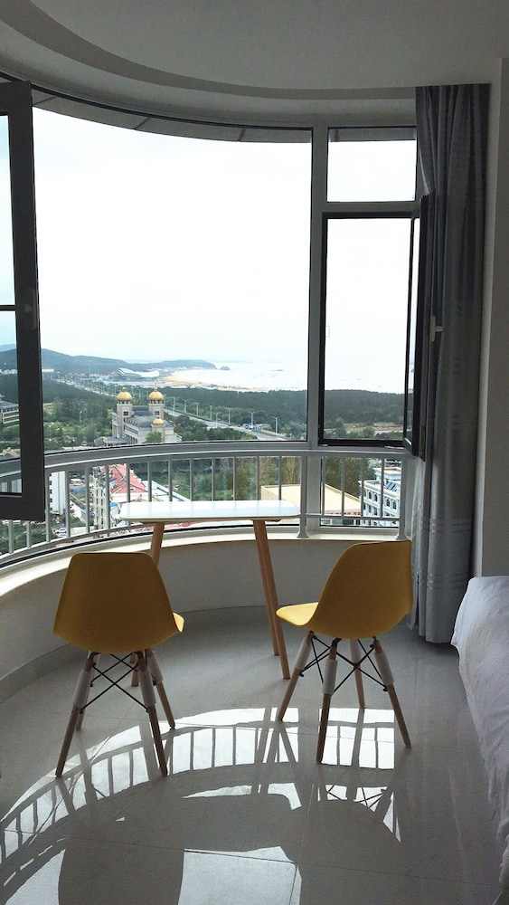 WeiHai Emily's Holiday Apartment