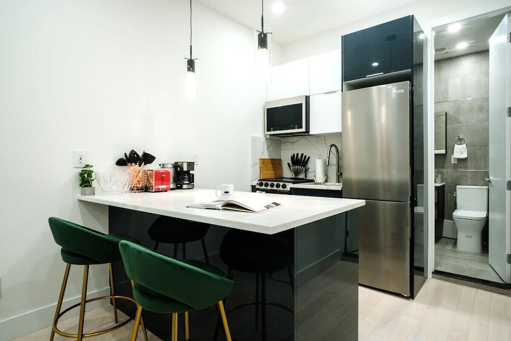 317 UES Apartments