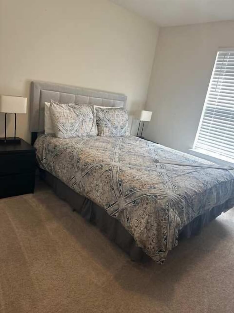 Fabulous 5 BR With Pool Solterra Resort