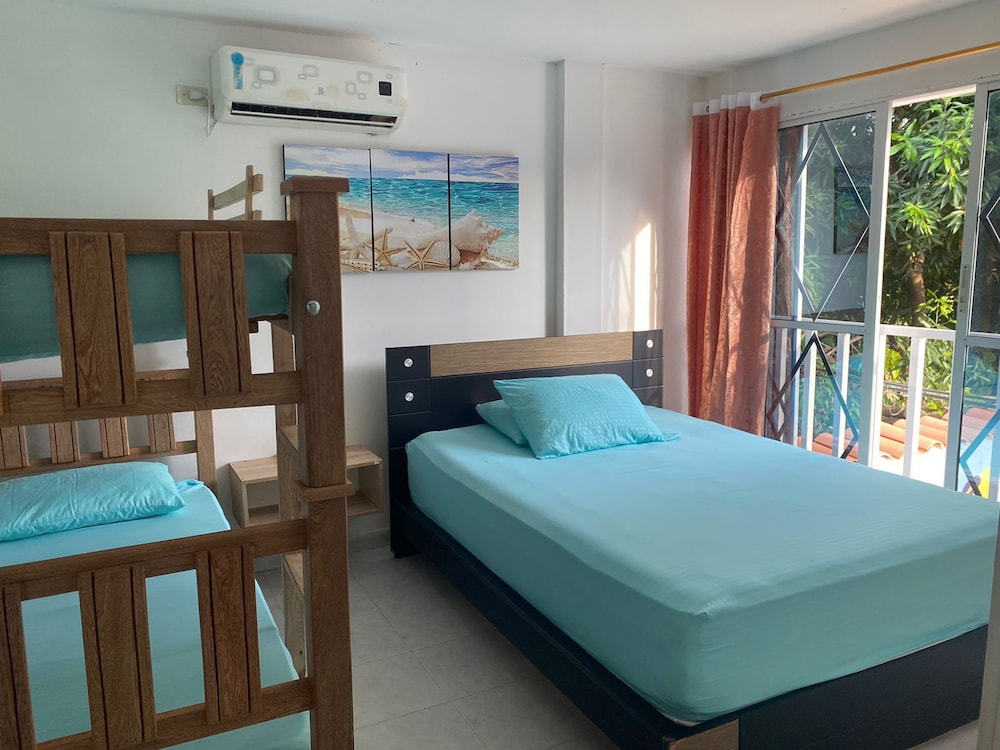 Hostal ISABELLA