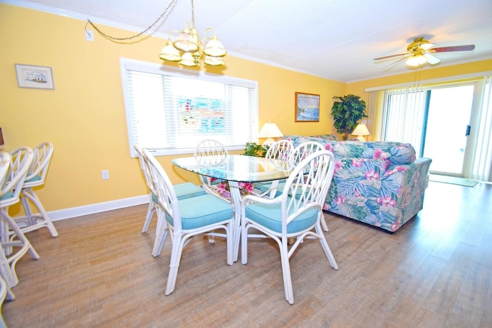 Salty Sands I 101 3 Bedroom Home by RedAwning view 2
