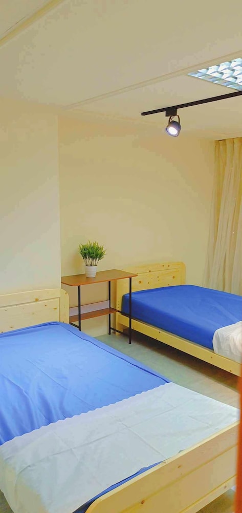 Yourcity Warm Nest - Taipei 101 and Big Dome Large Space & Sleeps 8 people