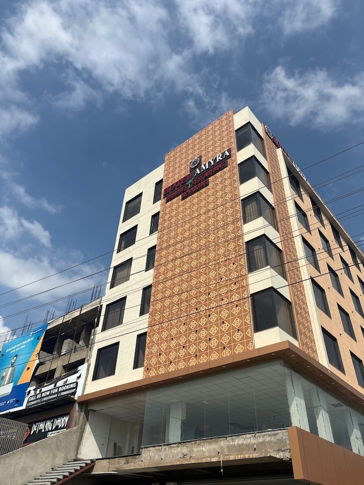 Hotel Amyra