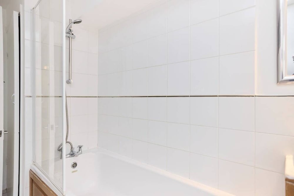 The Oxford Garden House - Spacious 5-bed Oxford Home With Garden & Balcony