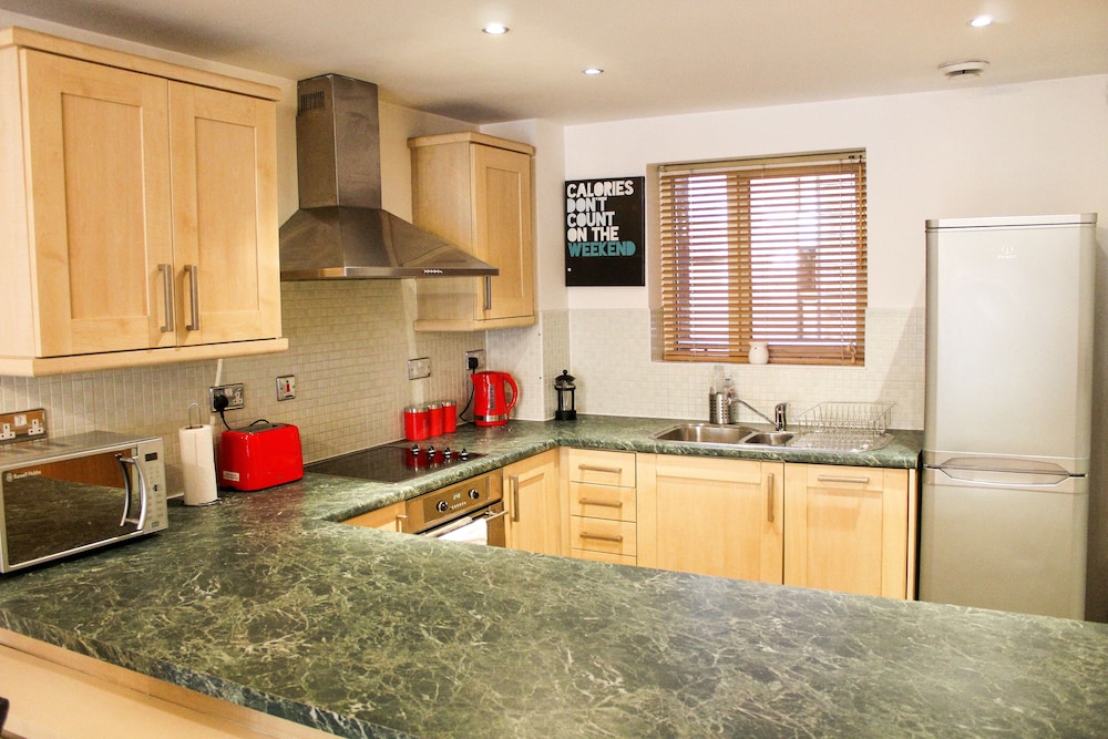 64 The Gardens view 5