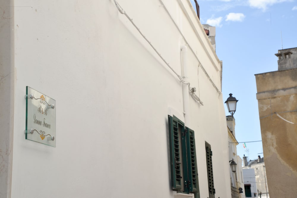 Donna Franca view 3