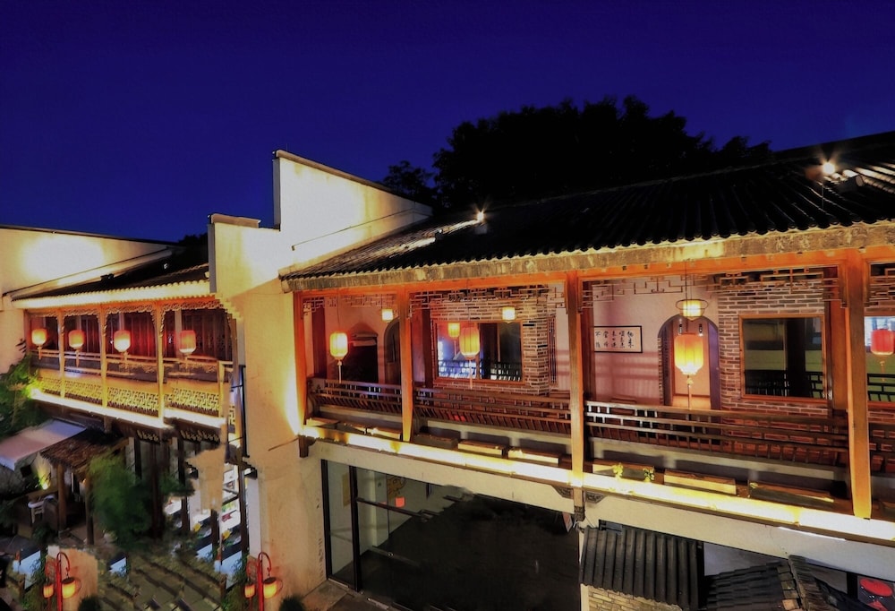 Mild Spring Boutique Hotel