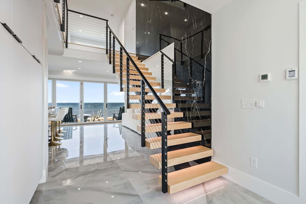 Brand New Home Ocean Views Wolf Appliances