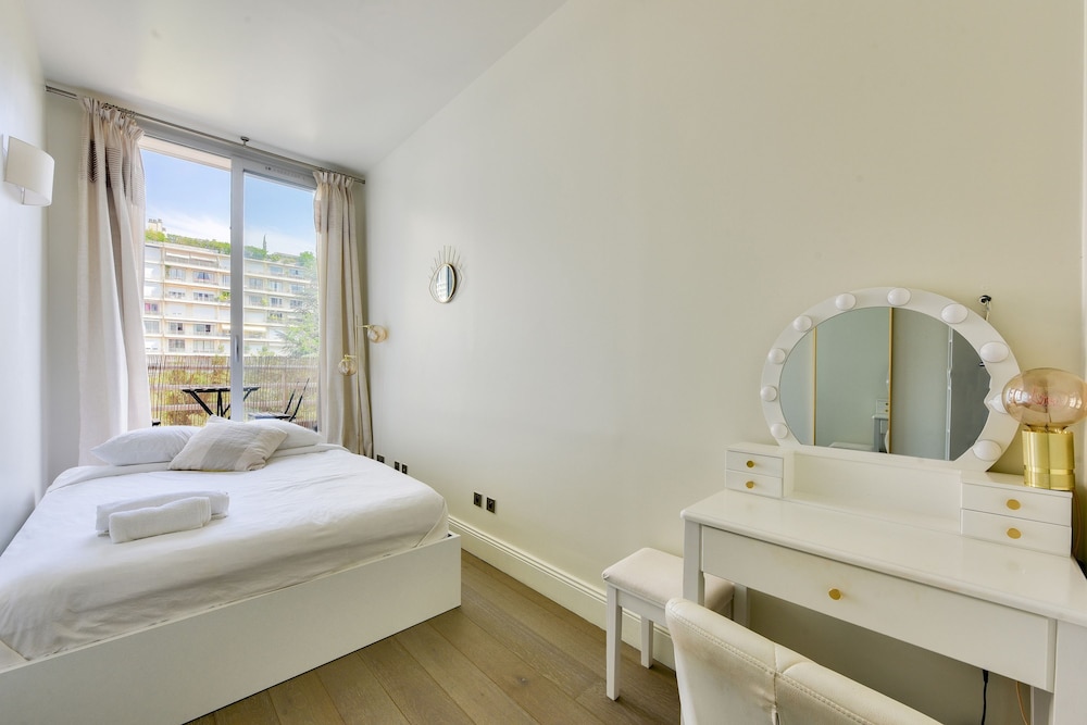 Prestige Paris Posh 16rd