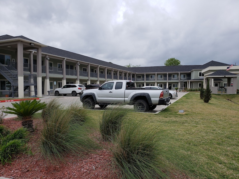 Scottish Inns & Suites
