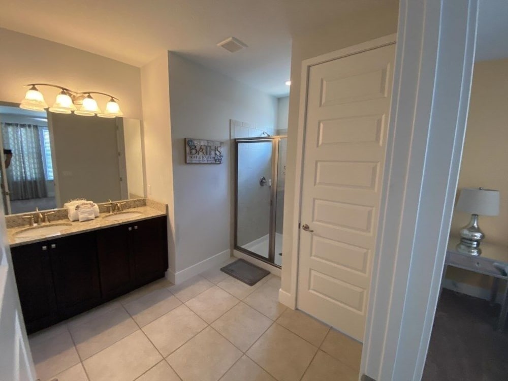 Elegant 8br Retreat W/ Private Pool, Spa & Family-friendly Comfort 8 Bedroom Villa