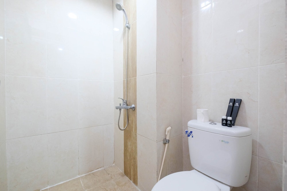 Cozy Minimalist Studio @ Taman Melati Margonda Apartment By Travelio view 2