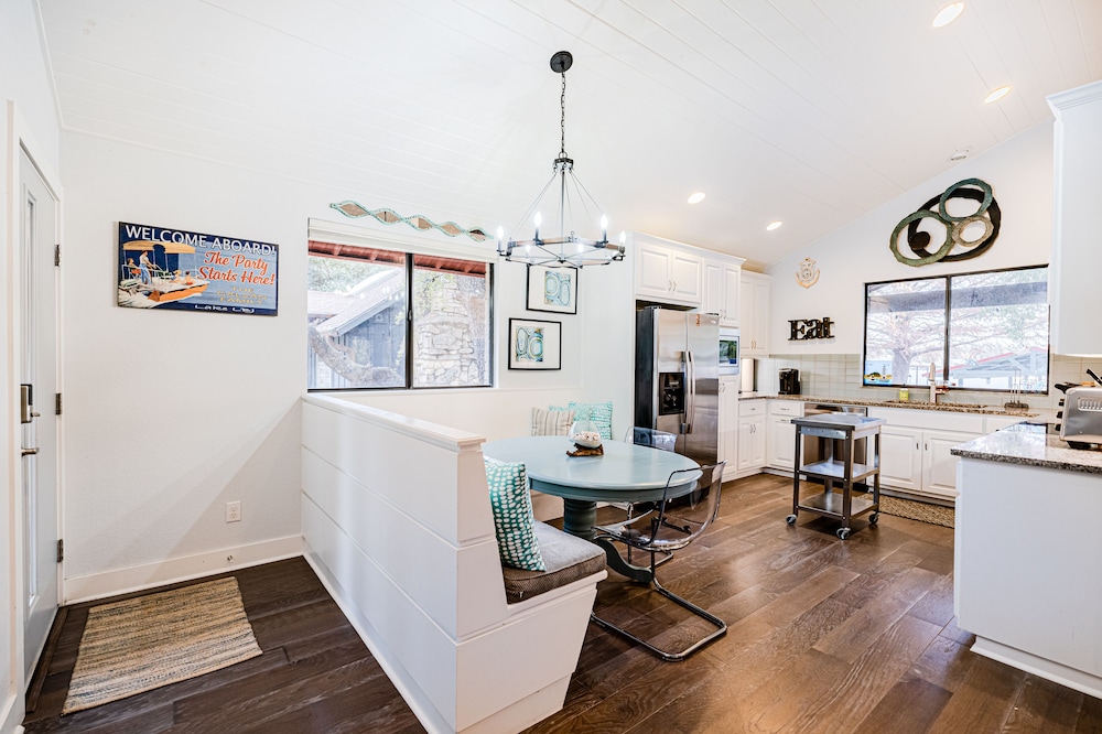 Lake LBJ Waterfront Family-friendly Retreat! view 2