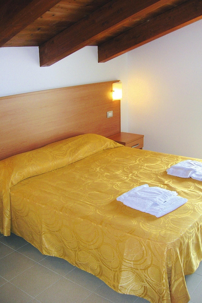 Apartment in Roseto by Sandy Beach