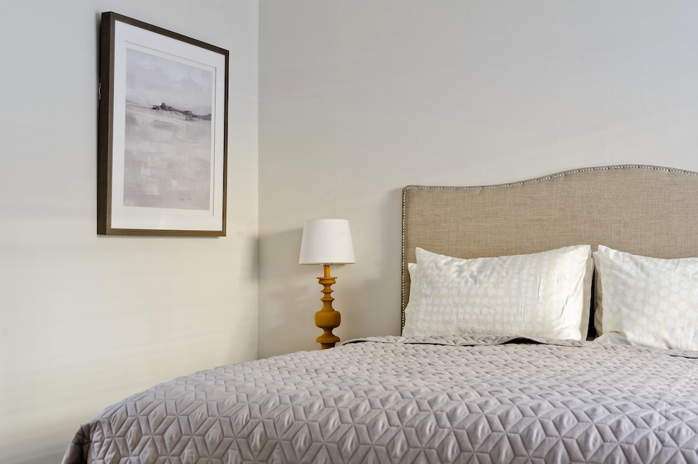 Long Stay Discounts - 2-bed Marble Arch Mews House