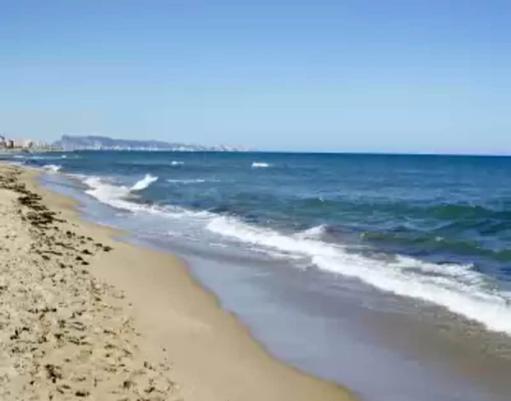 Iris - Apartment In Grau I Platja. Free Wifi