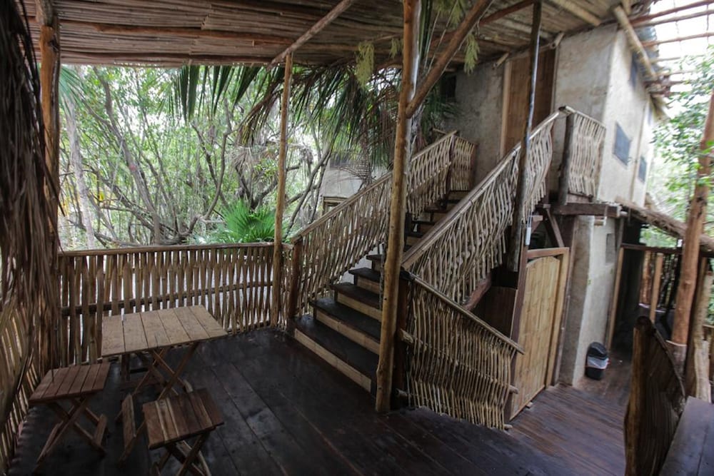 Cancun Vacations - Bambu Gran Palas Hostel Party - Property Image 14