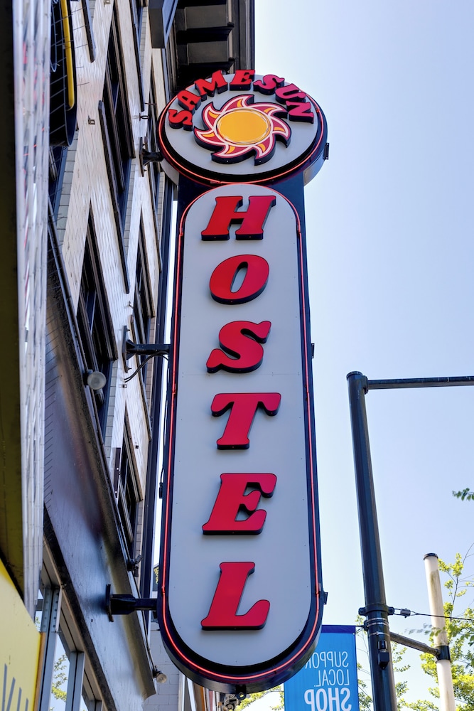 Samesun Vancouver - Hostel - Image 1