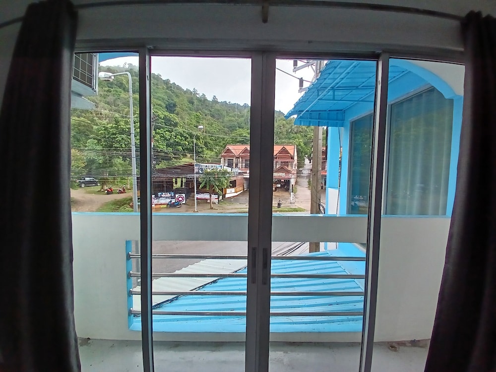 The Hangout Ao Nang