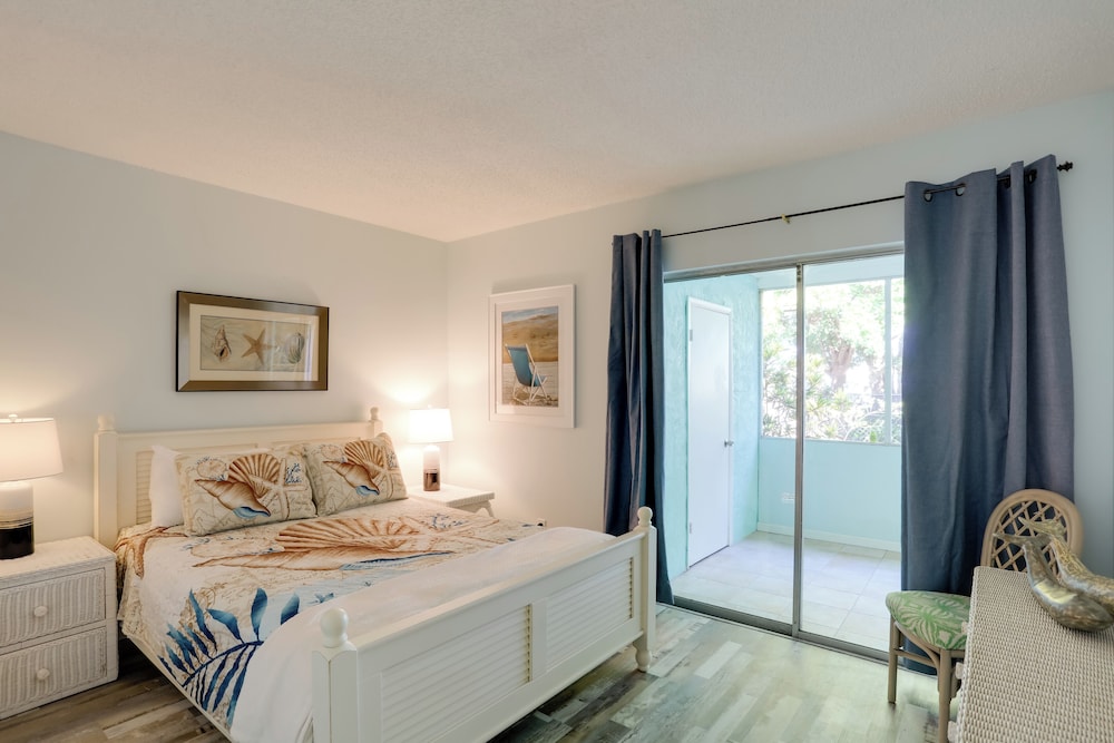Townhome Near Hobe Sound Beach, Hiking & Golfing!