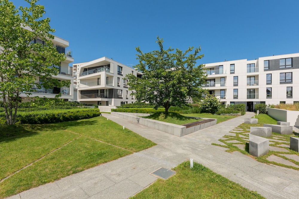 Dom & House - Apartments Okrzei Prime view 5
