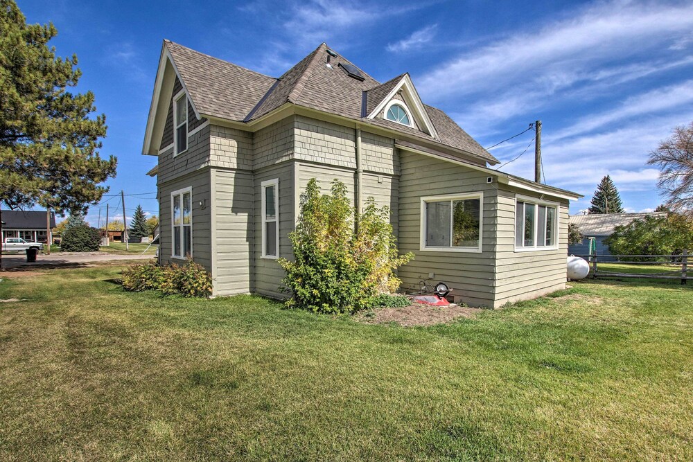 Charming Paris House ~ 1 1/2 Mi to Canyon! view 2