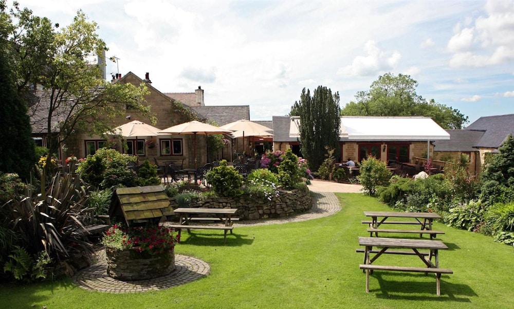 Three Horseshoes Country Inn and Spa