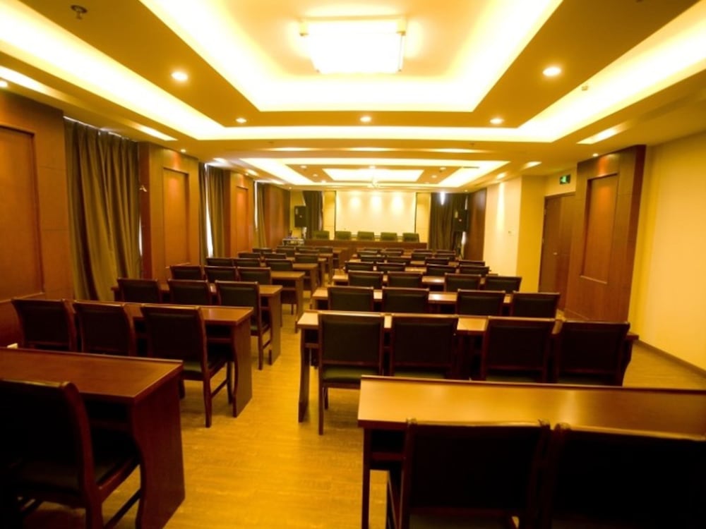 GreenTree Alliance Chuzhou Laian County Development District Jingyi Road Hotel.