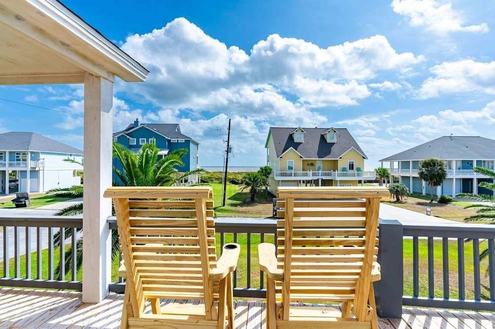 Happy Hours 4 Bedroom Home